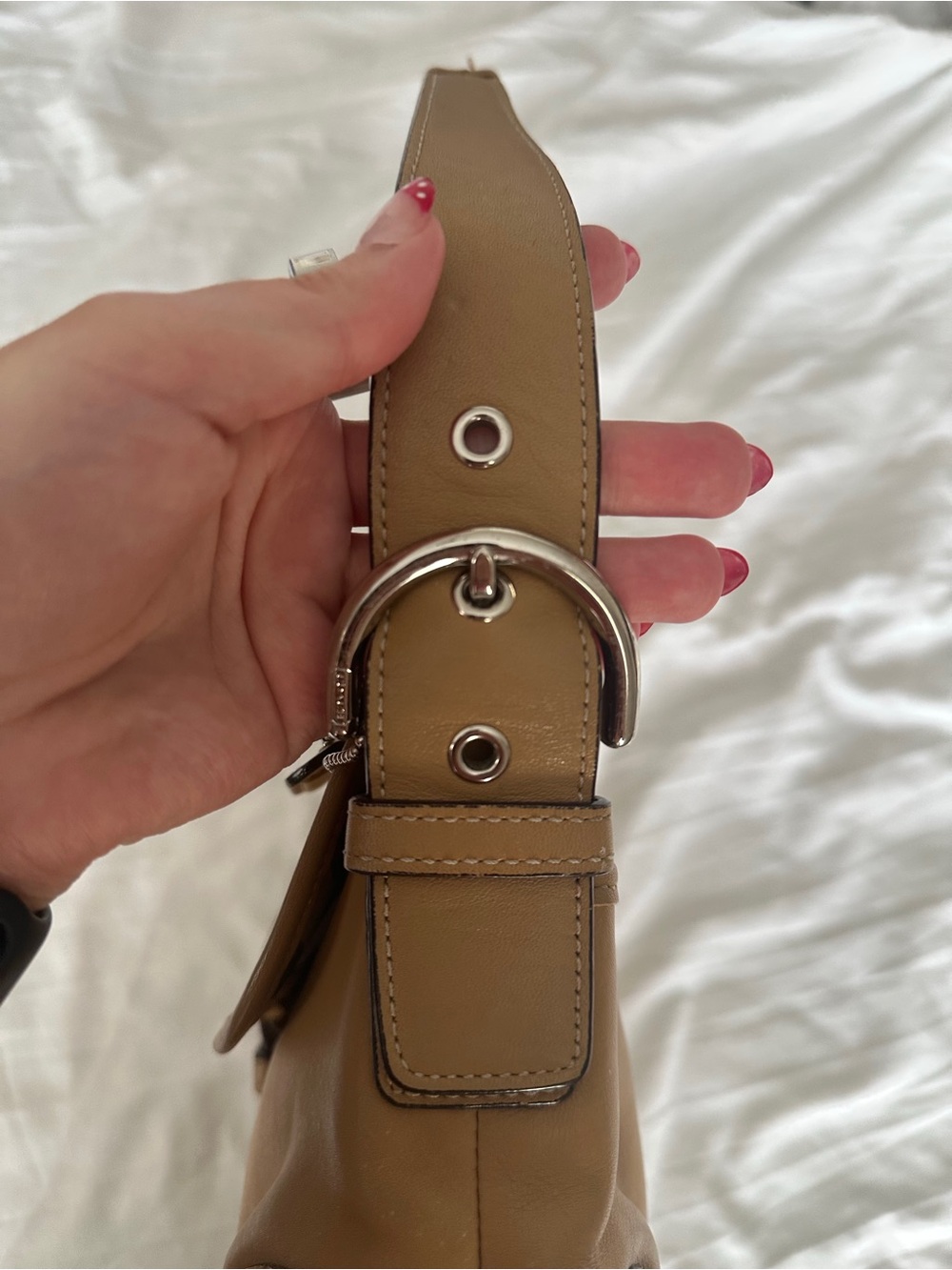 Vintage Y2K Coach Cowhide Leather Tan Soho Flap Shoulder Bag - Picture 9 of 15